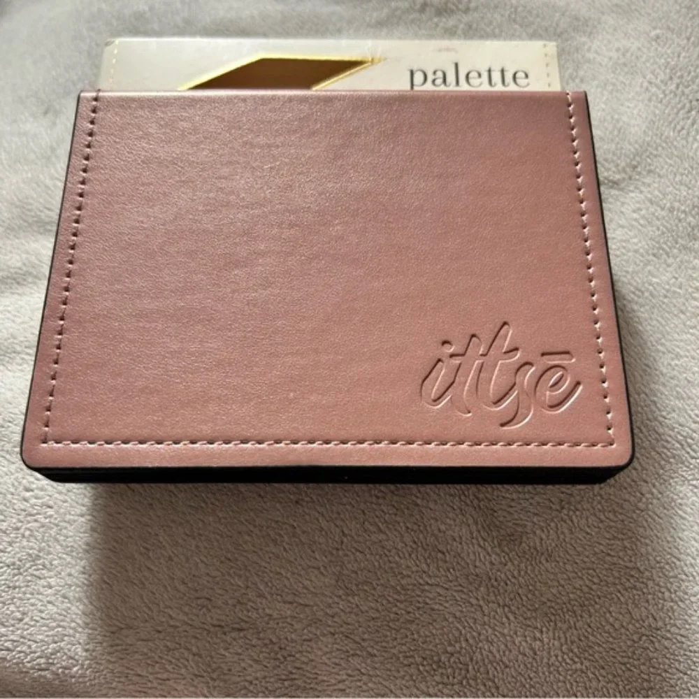 ITTSĒ Build Your Own Palette Eyeshadow Quad- The Van Ness Magnetic- NIB - Picture 4 of 7